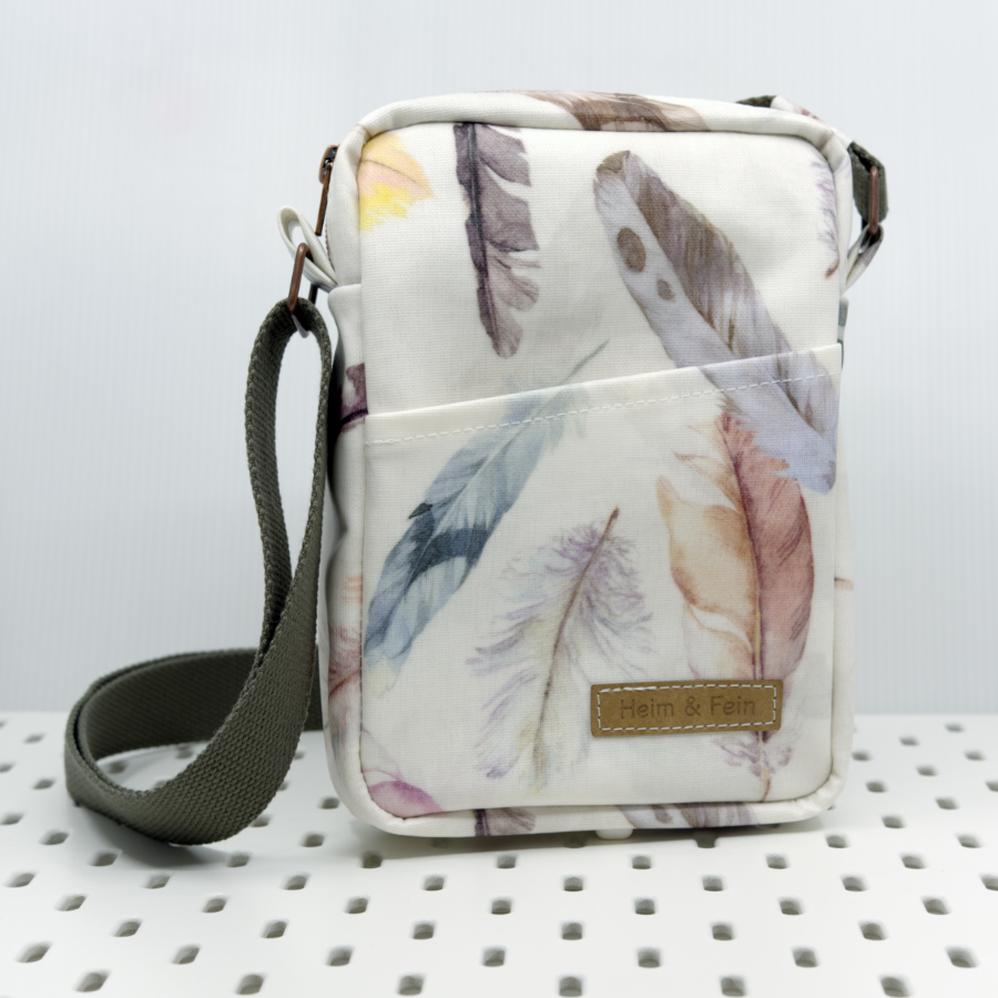 Unikat: handgemachte Heim & Fein Tasche mit Federmuster